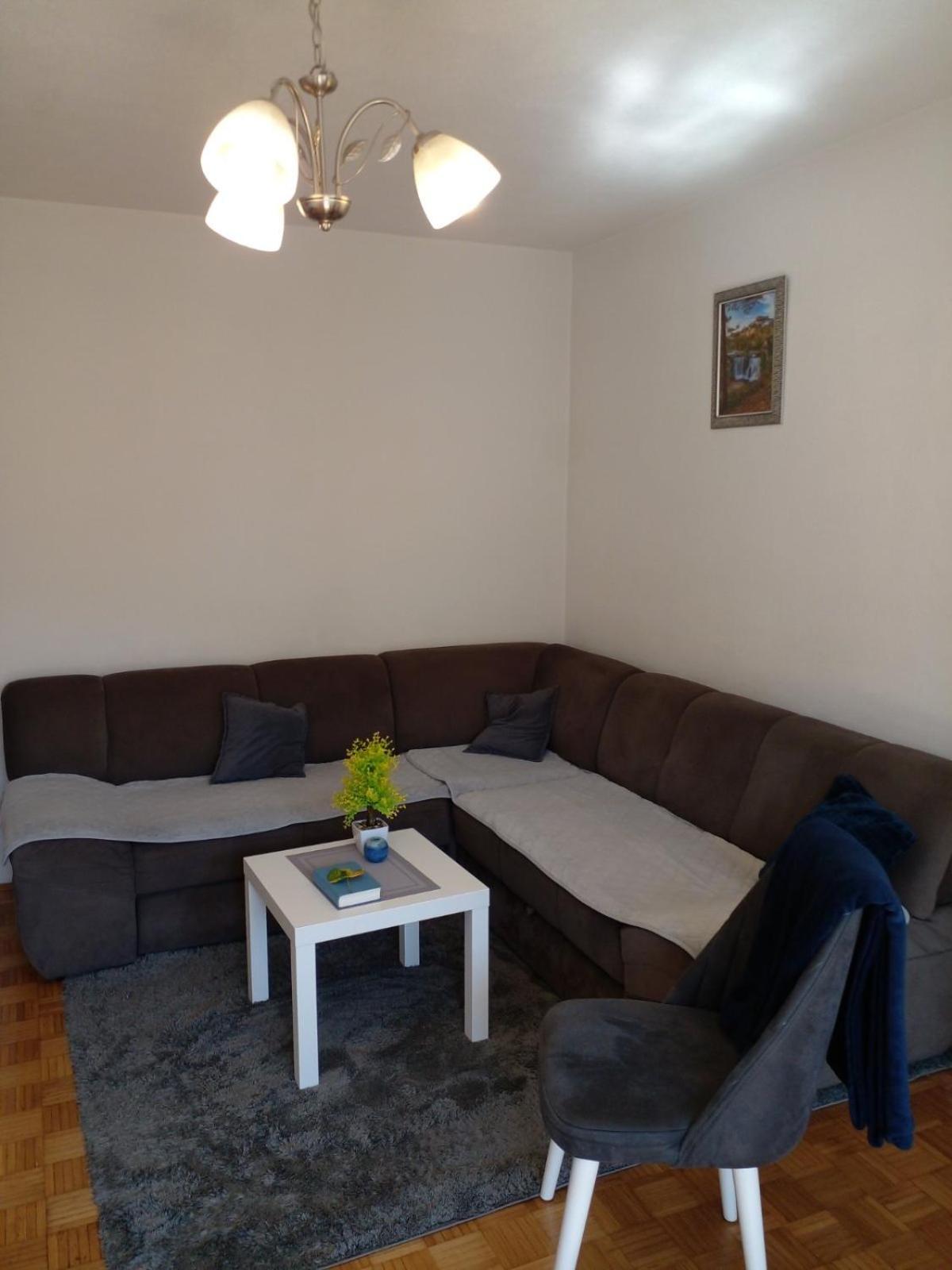 דירות יאיצי Apartman David מראה חיצוני תמונה